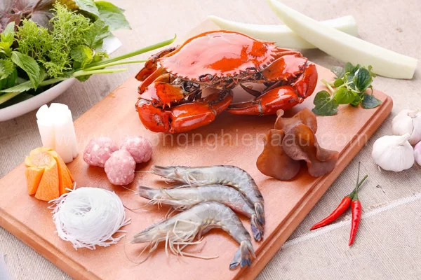 Nguyên liệu chế biến nem cua bể