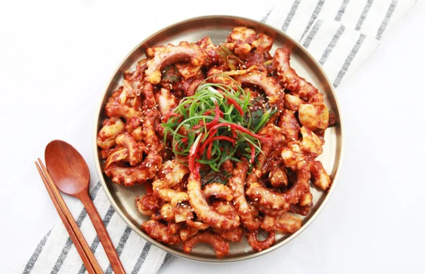 bạch tuộc xào cay