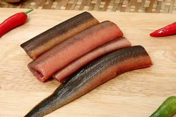 Cách sơ chế lươn sạch, không tanh