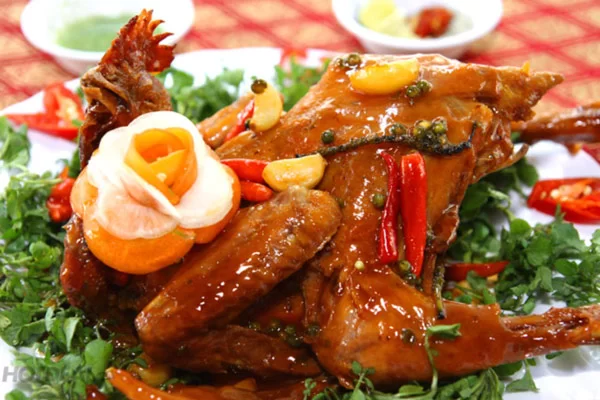 cách làm gà hấp mắm nhĩ