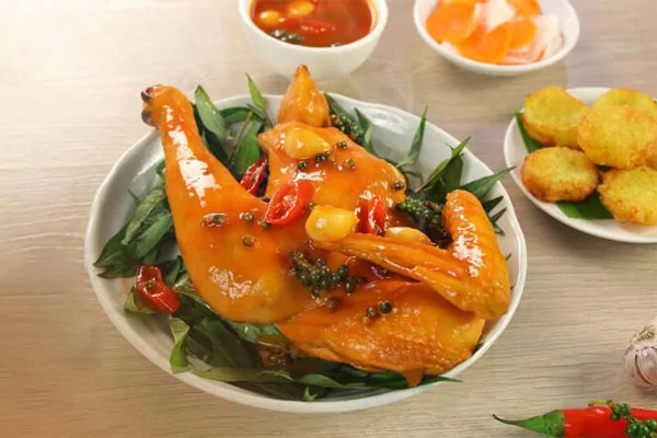 Gà hấp mắm nhĩ khi hoàn thành có hương thơm lừng