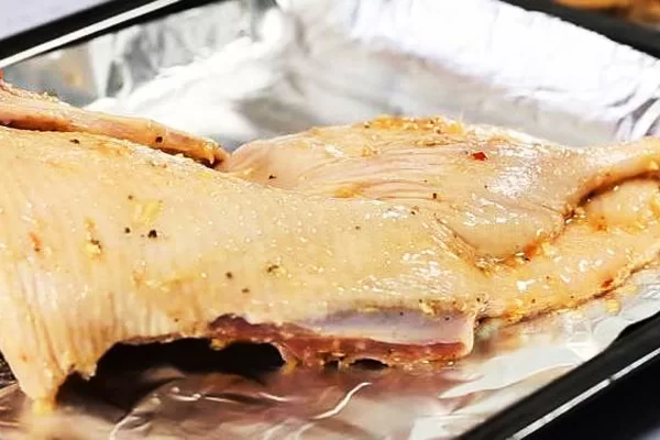 quét mật ong lên thịt vịt