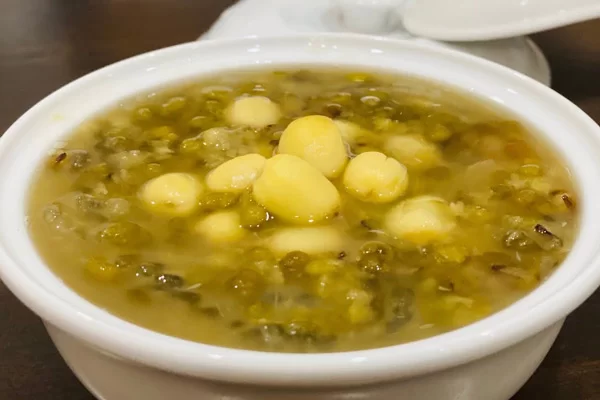 Chè Hạt Sen Đậu Xanh