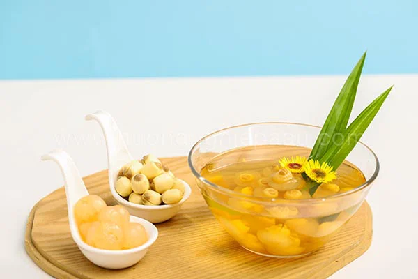 nước hạt sen long nhãn