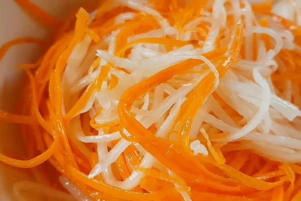 Đồ chua giúp giải ngán