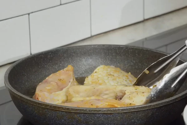 Áp chảo cho thịt cá săn lại