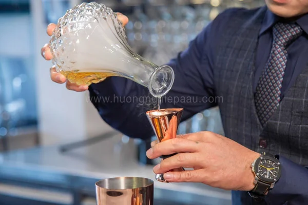 bar trưởng có tay nghề chuyên môn