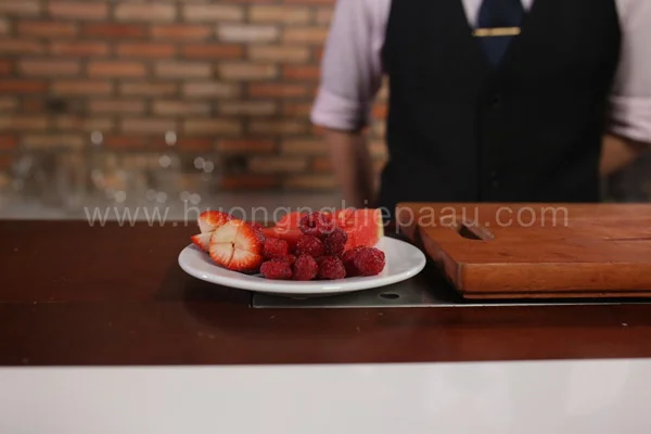 làm detox trái cây thơm ngon