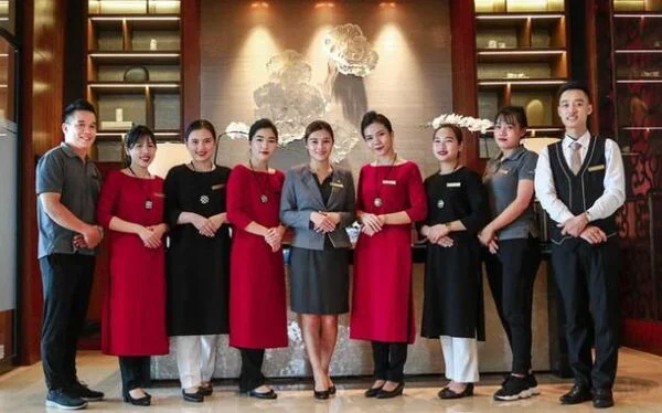 lương quản trị khách sạn