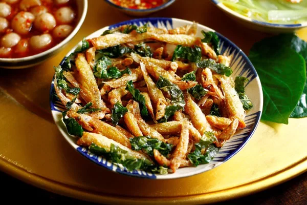 Cá Bống Chiên Lá Lốt