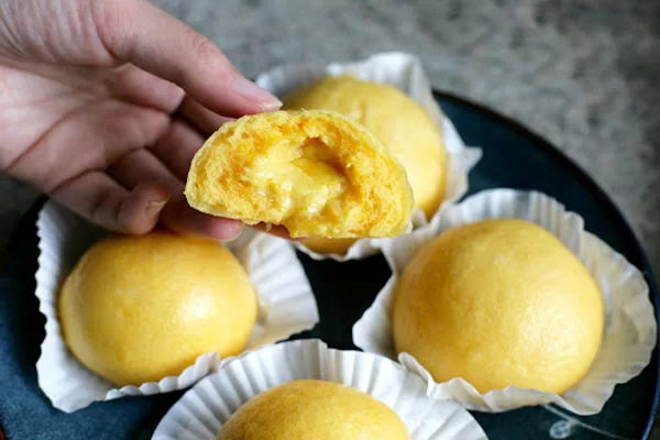 cách làm bánh bao nhân kim sa