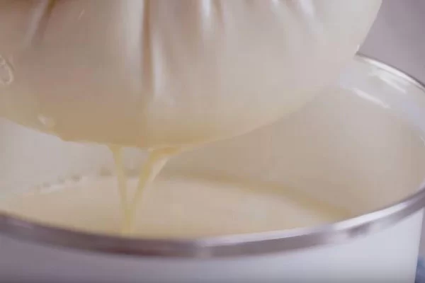 Xay đậu nành và lược lấy nước