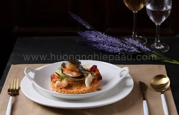 Xếp tầng sẽ giúp cho món ăn thêm chiều sâu