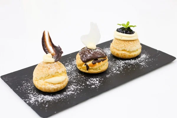 Bánh Choux Cream Japanese