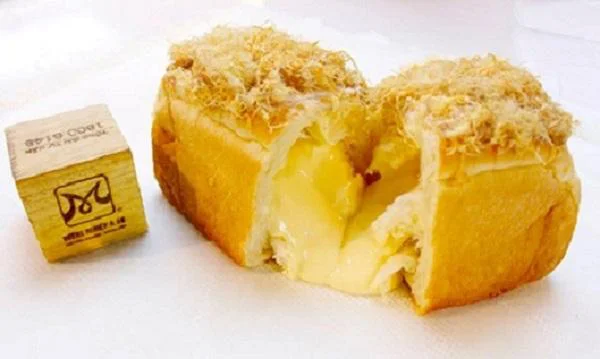 Bánh mì phô mai tan chảy Bánh mì phô mai tan chảy