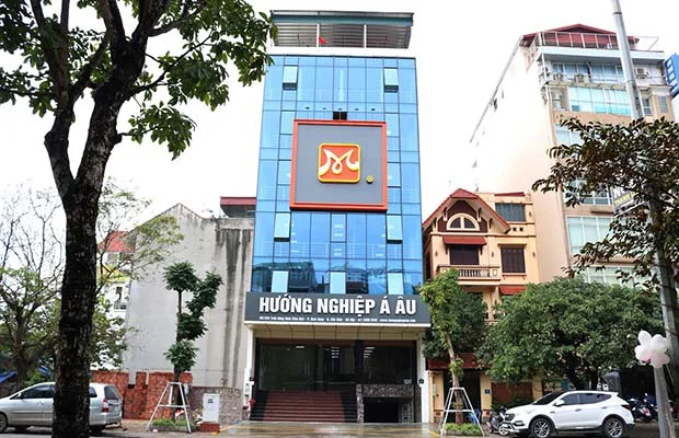 chi nhanh thu 18 hnaau