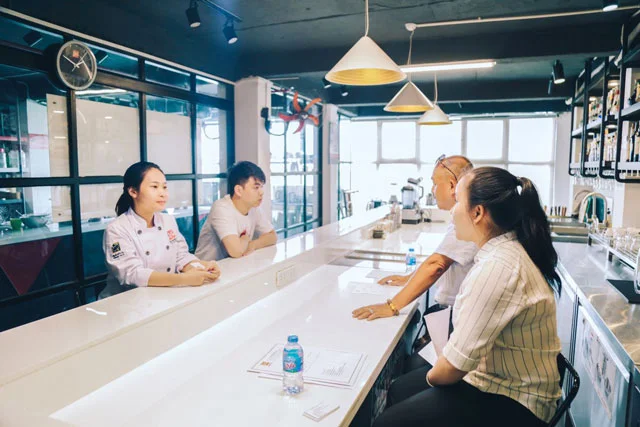 Ứng viên hoàn toàn chủ động chọn vị trí việc làm phù hợp tại doanh nghiệp mình yêu thích chon vi tri phu hop