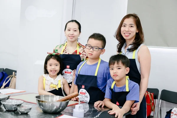 chuẩn bị sẵn sàng cho làm bánh