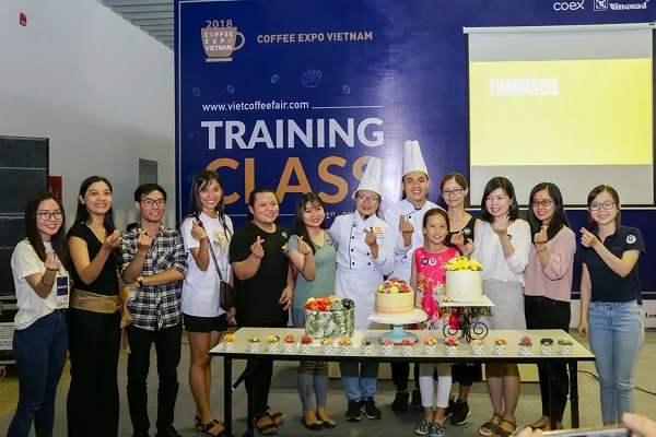 chụp hình lưu niệm