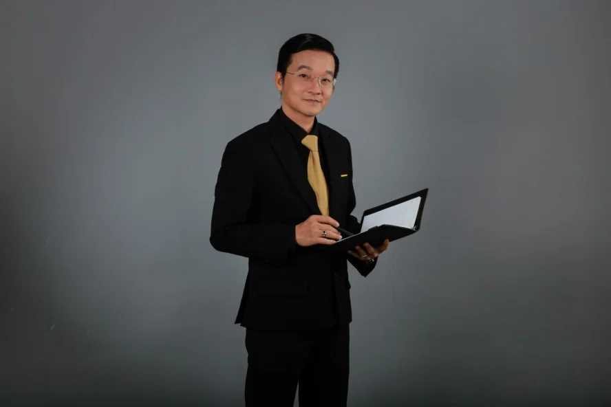 giang-vien-nguyen-ngoc-minh