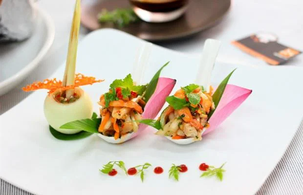 gỏi ngó sen tôm thịt vô cùng bắt mắt gỏi ngó sen tôm thịt vô cùng bắt mắt