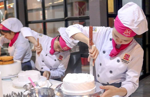 Học làm bánh có khó không Học làm bánh có khó không