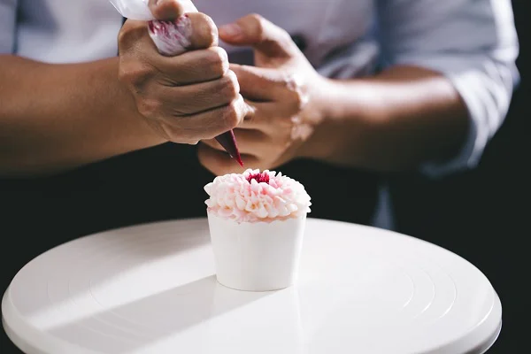 Học làm bánh là cơ hội thành công lớn