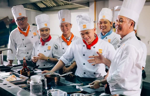 hoc nghe bep tai huong nghiep a au