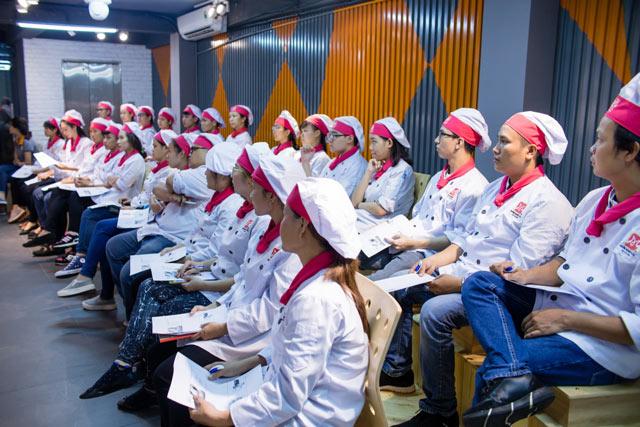 học viên đến tham dự buổi hội thảo