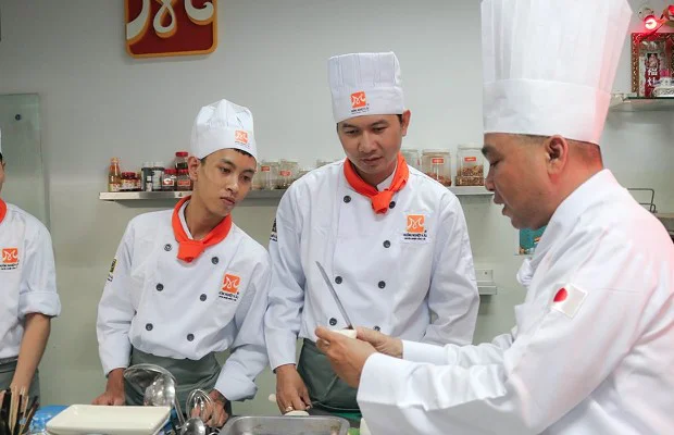 hướng dẫn kỹ thuật cầm dao