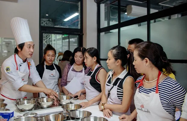 Hướng dẫn làm bánh