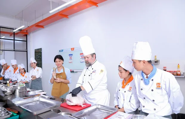 Hướng dẫn pha-lóc gà tây