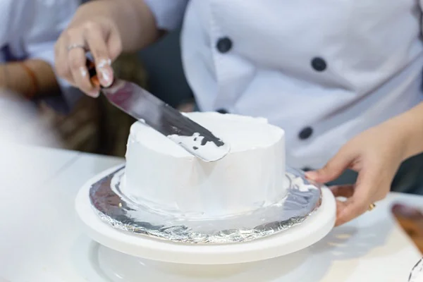 kỹ thuật chà láng bánh kem kỹ thuật chà láng bánh kem