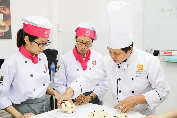 làm bằng hai phương pháp