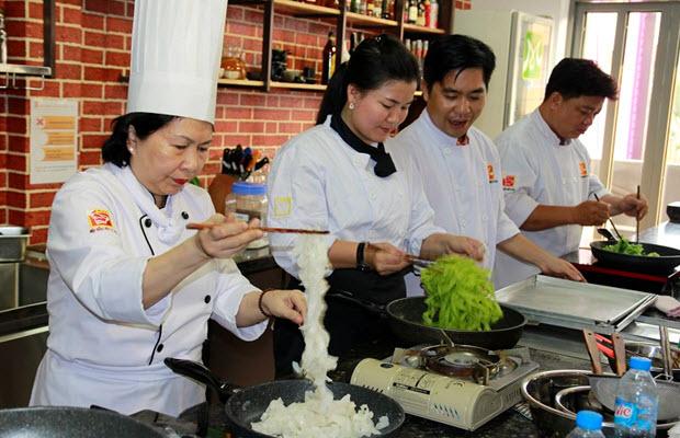 Lớp học chuyên đề mứt