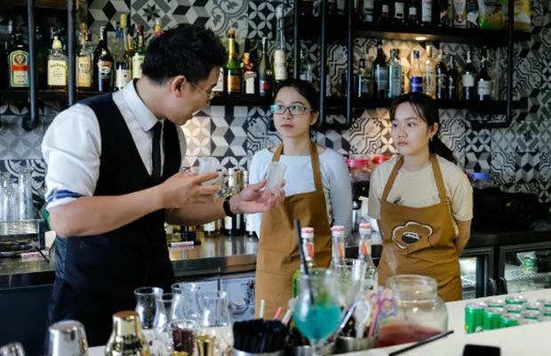 Lớp học pha chế Mojito và Soda