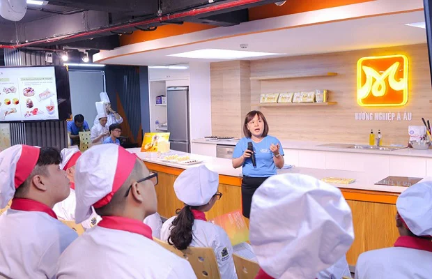 Chị Nguyễn Thị Anh Thi