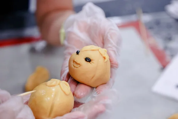 nhân vật hoạt hình dễ thương