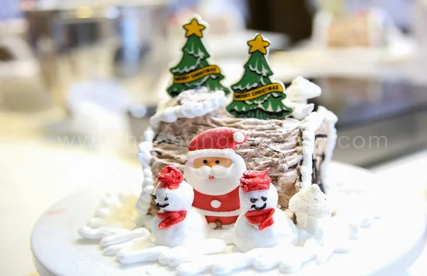 những chiếc bánh thật xinh đẹp