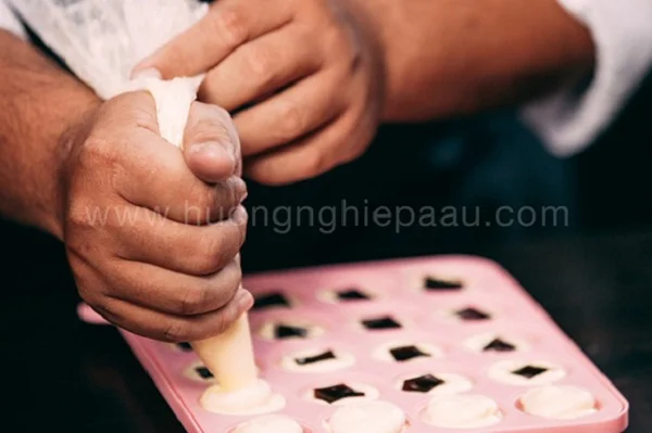 phu len bang mot lop mascarpone phu len bang mot lop mascarpone