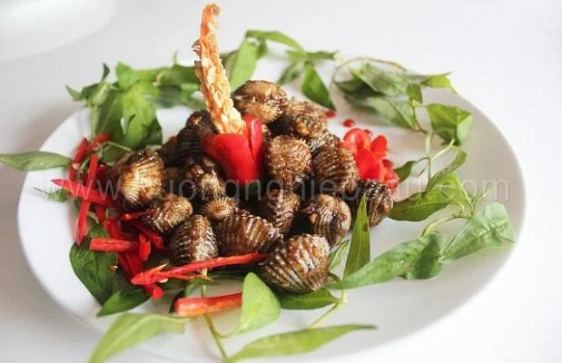 Sò huyết rang muối đậm đà, hấp dẫn Sò huyết rang muối đậm đà, hấp dẫn