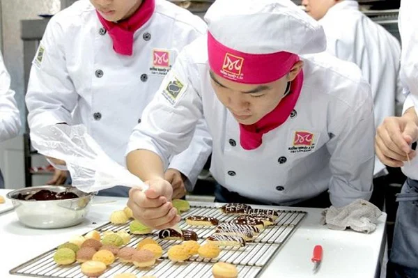 Nghề làm bánh Nghề làm bánh