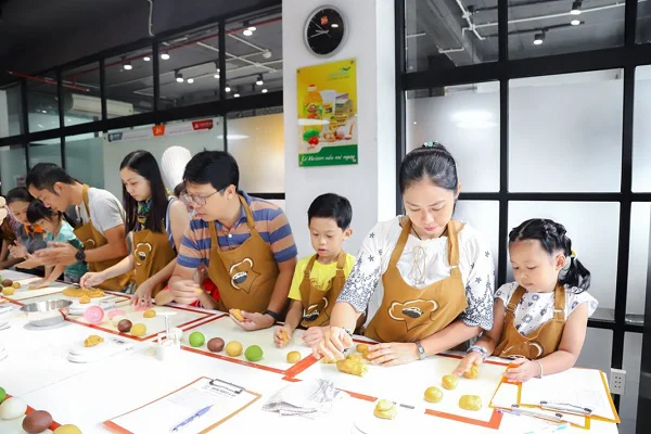 tâm huyết với chiếc bánh