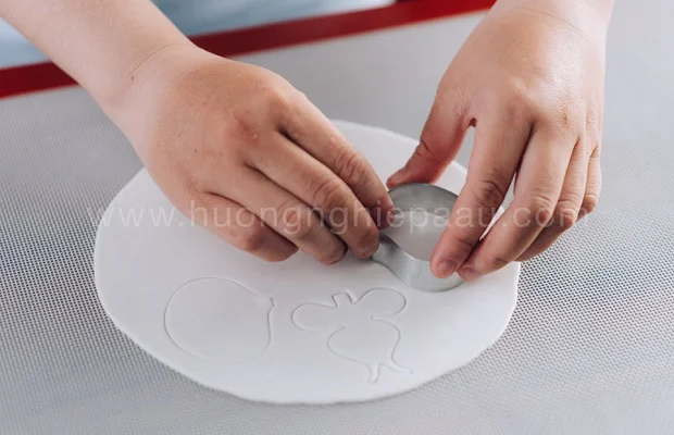 Tạo hình cánh hoa