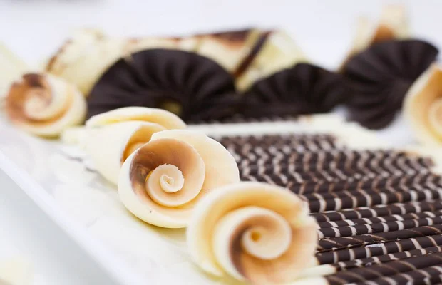 Tạo hình chocolate