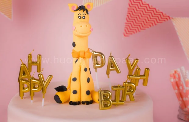 Tạo hình chú hươu cao cổ