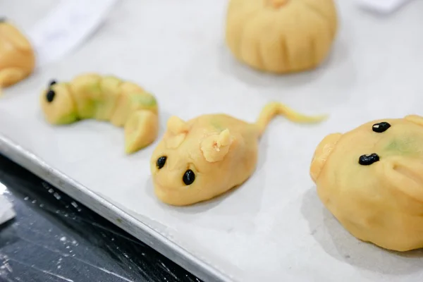 tạo hình đáng yêu của các bạn nhỏ