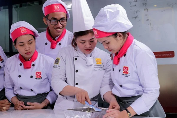 học nghề bánh tây nguyên học nghề bánh tây nguyên