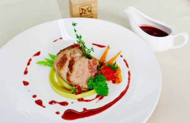 thịt vịt trong món âu