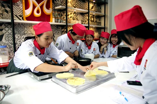 thực hành học làm vỏ bánh hokaido